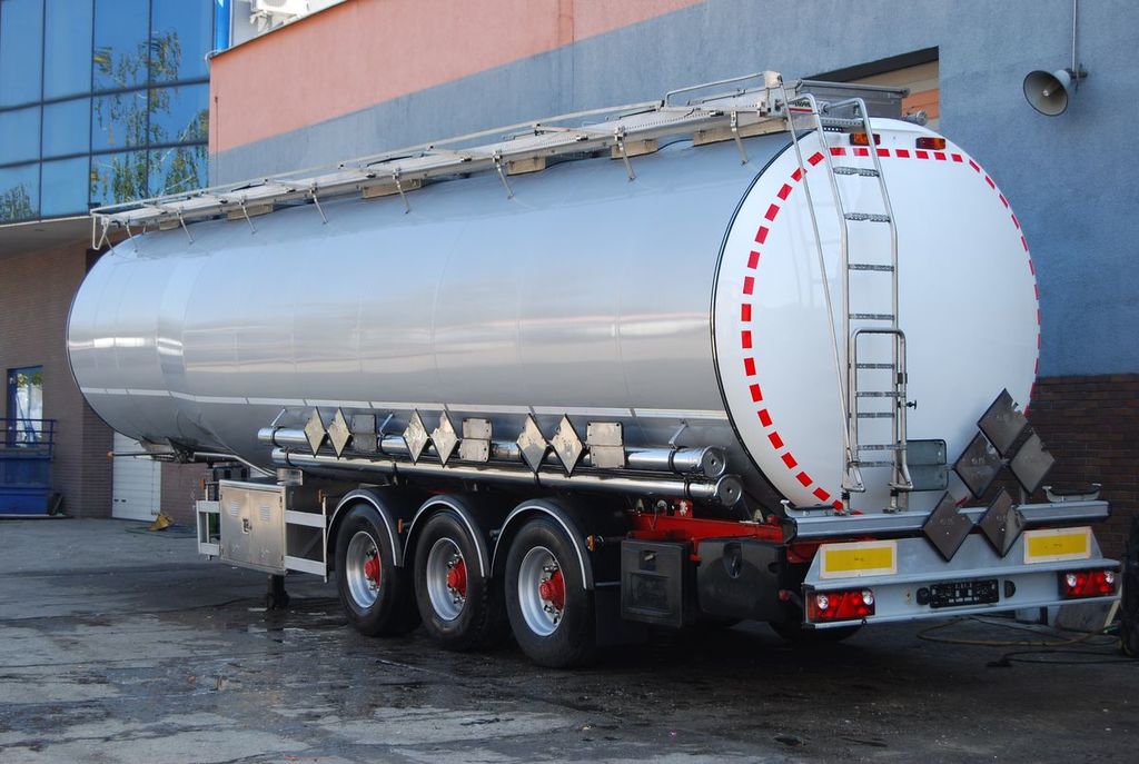 ECE R-111 Odobrenje tankera kategorije N i O za stabilnost prevrtanja